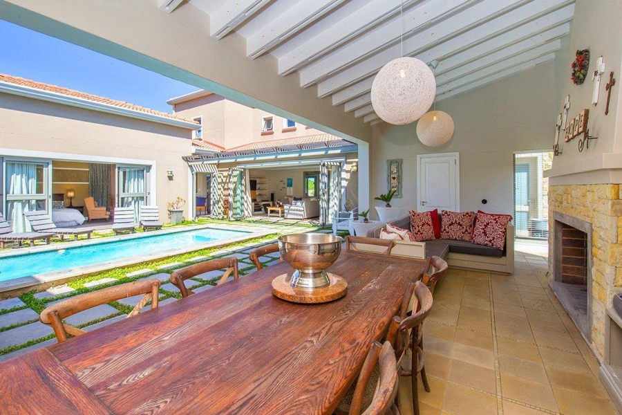 6 Bedroom Property for Sale in Myoli Beach Western Cape
